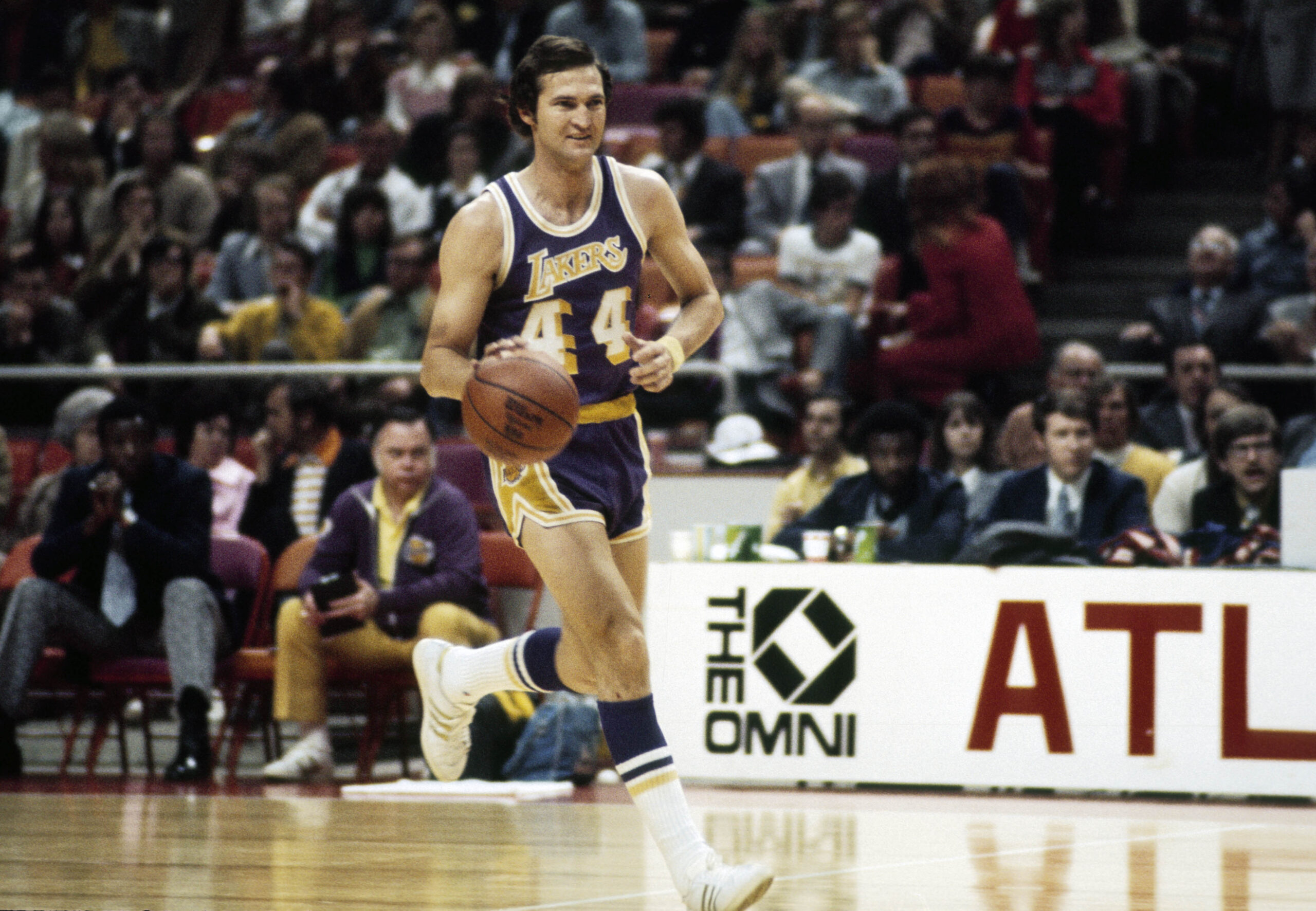 March 29, 1973; Atlanta, GA, USA; FILE PHOTO; Los Angeles Lakers guard Jerry West (44) in action against the Atlanta Hawks during the 1972-73 season at The Omni. Mandatory Credit: Manny Rubio-USA TODAY Sports