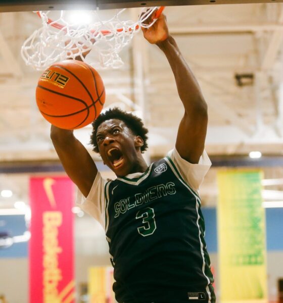 AJ Dybantsa dunking Oakland Soldiers